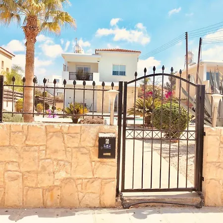 Villa Athena *